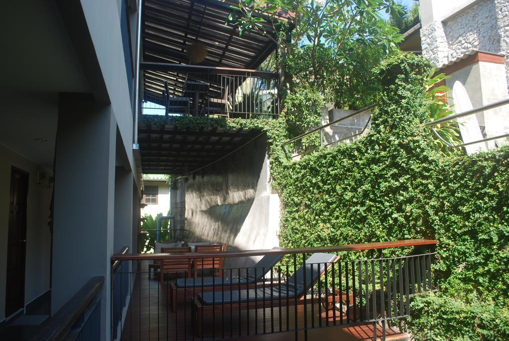 Baan Andaman Sea Surf Hotel Patong Exterior photo