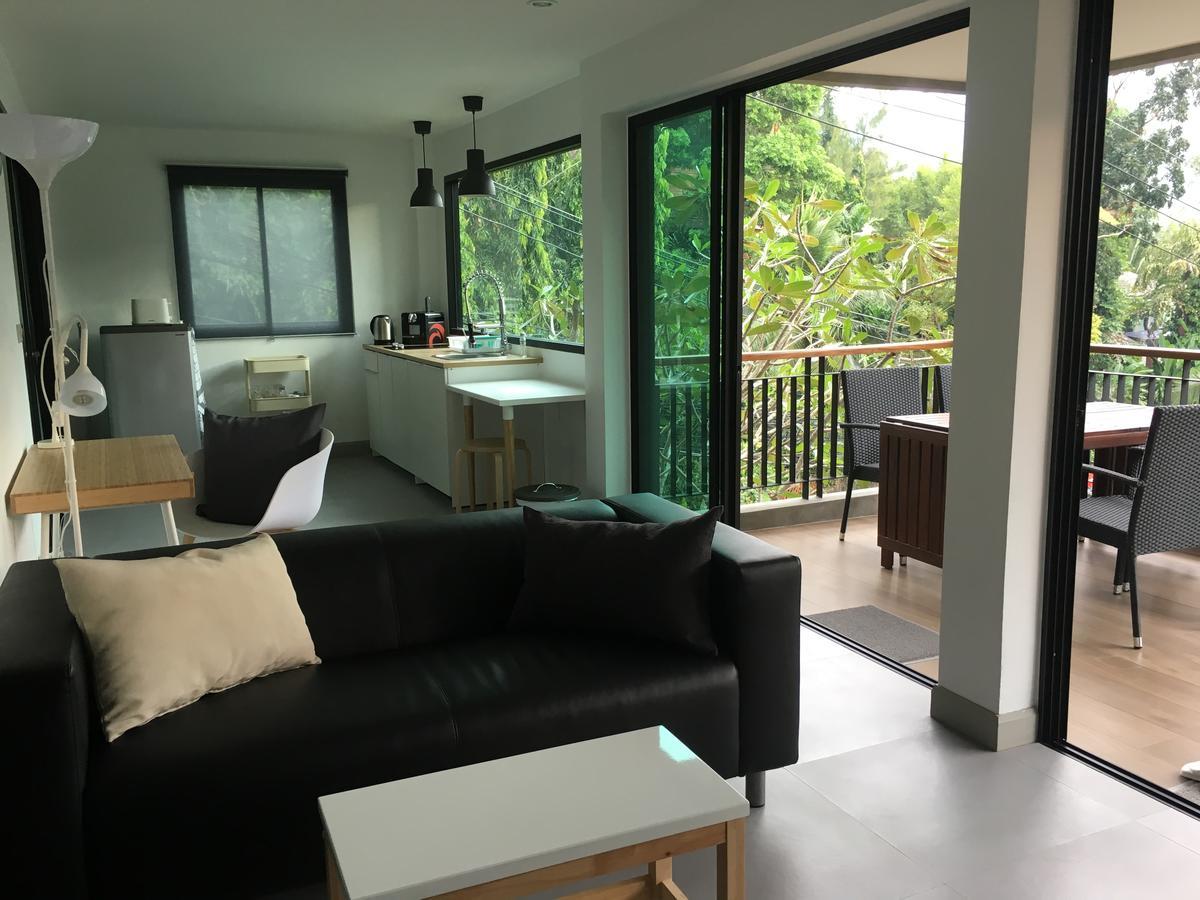 Baan Andaman Sea Surf Hotel Patong Exterior photo