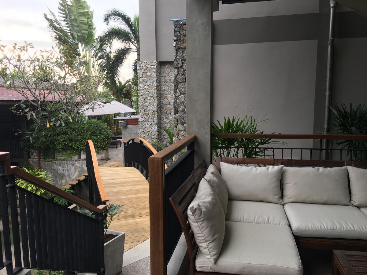 Baan Andaman Sea Surf Hotel Patong Exterior photo