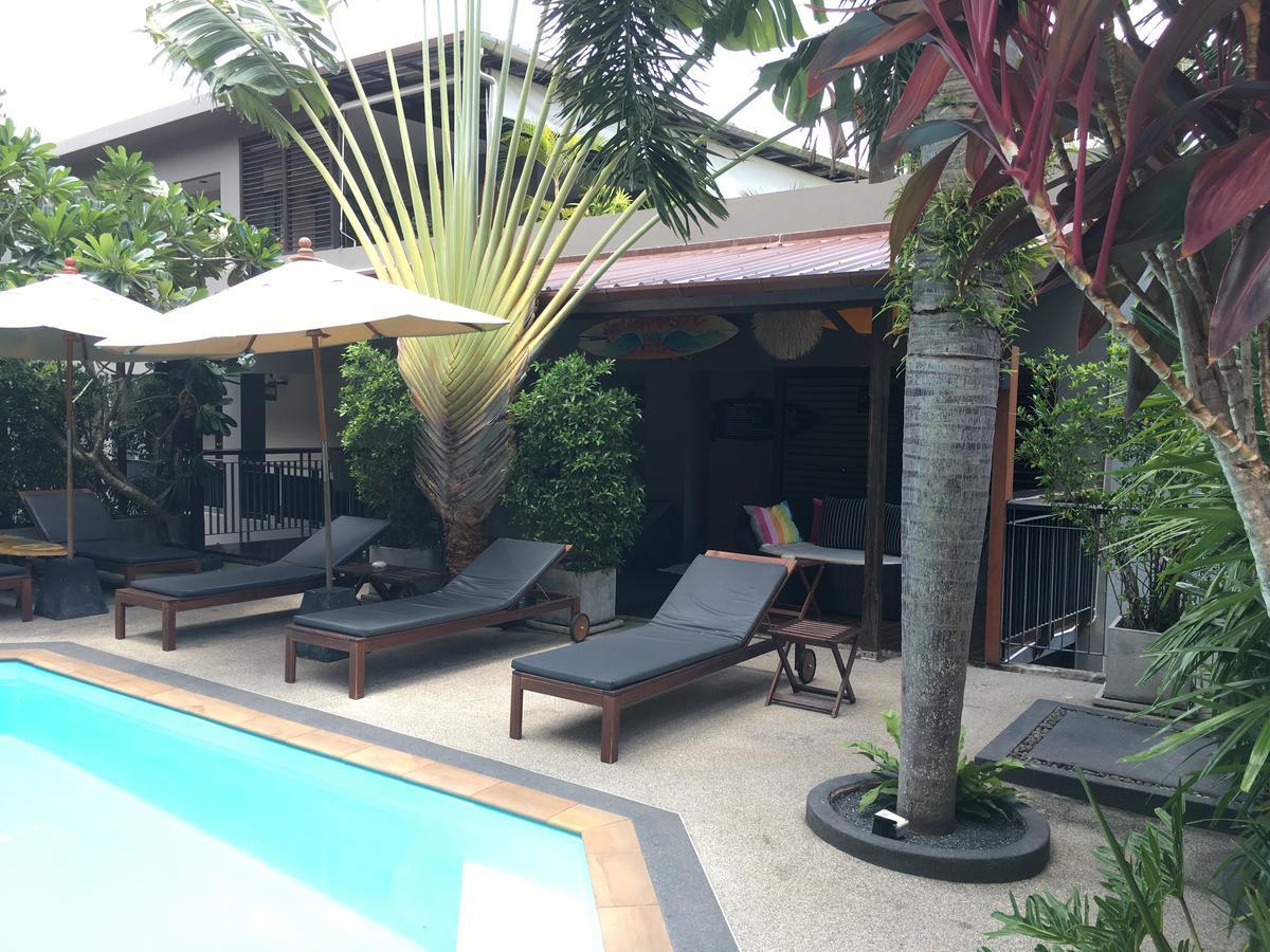 Baan Andaman Sea Surf Hotel Patong Exterior photo